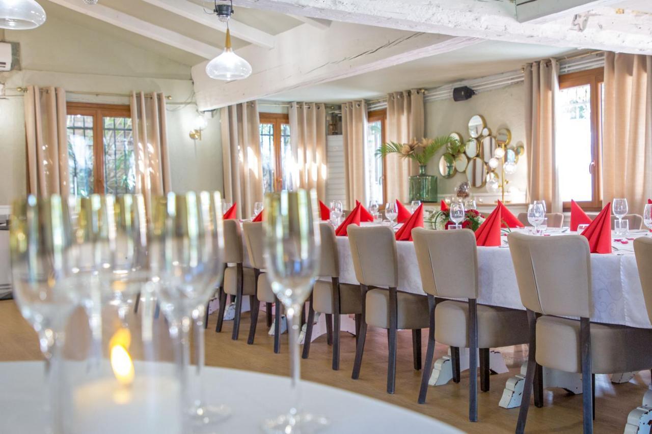 Les Pins Blancs En Provence Hotell Le Muy Eksteriør bilde