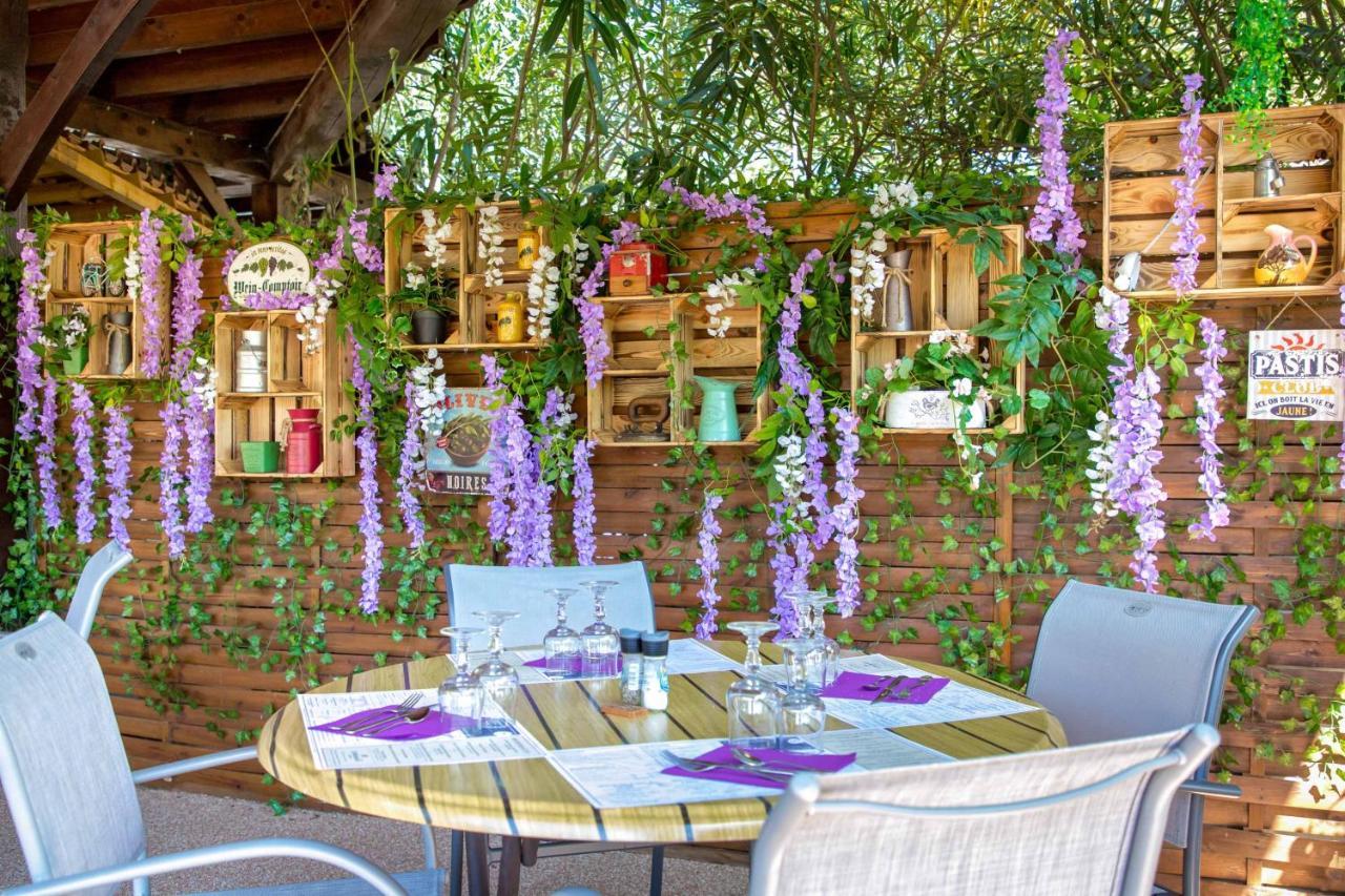 Les Pins Blancs En Provence Hotell Le Muy Eksteriør bilde