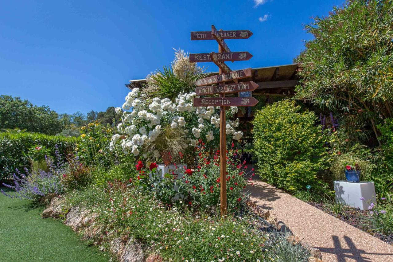 Les Pins Blancs En Provence Hotell Le Muy Eksteriør bilde