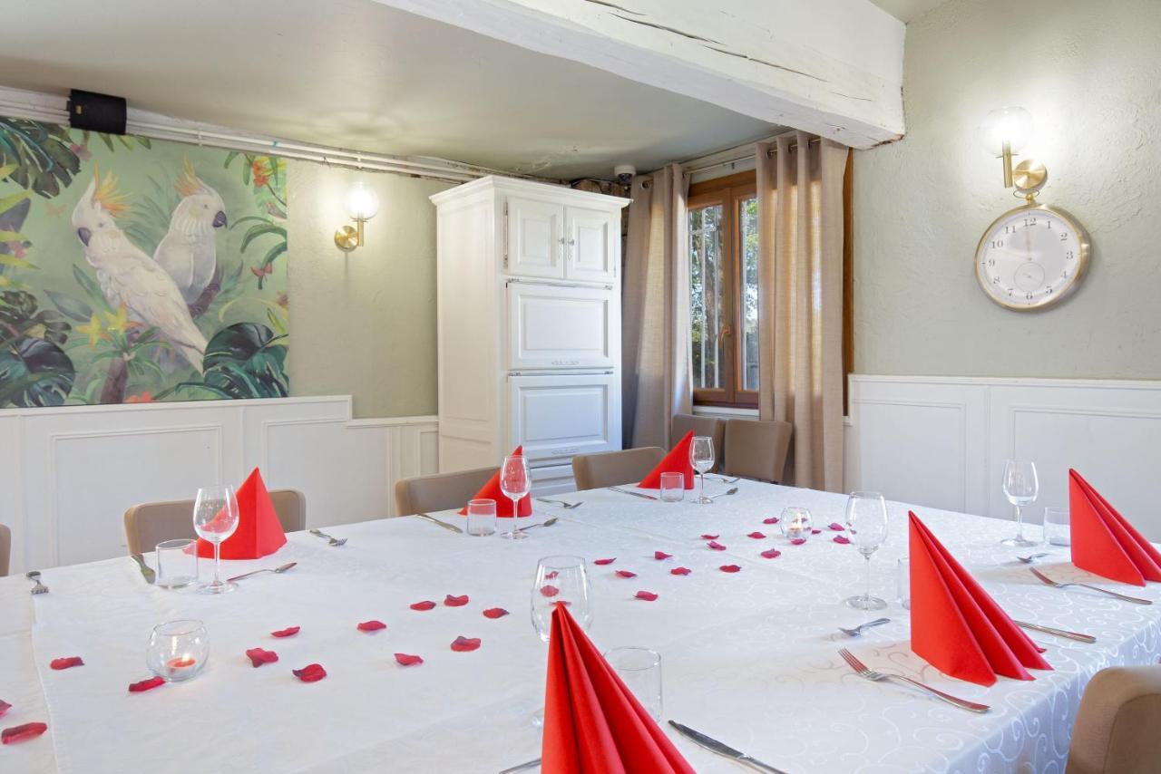 Les Pins Blancs En Provence Hotell Le Muy Eksteriør bilde