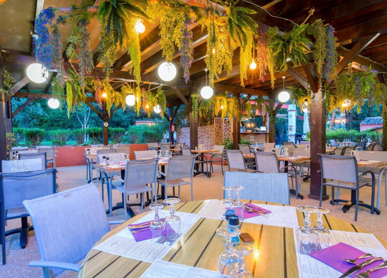 Les Pins Blancs En Provence Hotell Le Muy Eksteriør bilde